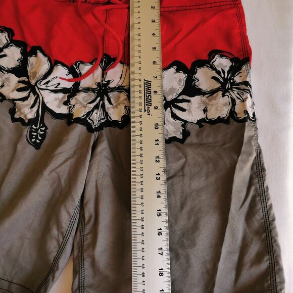 Mossimo Mens Summer Board Shorts size 32, Red, Multi Color, Aloha - Picture 3 of 11